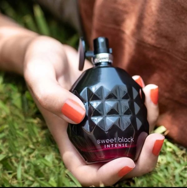 Perfume Sweet Black Intense cyzone